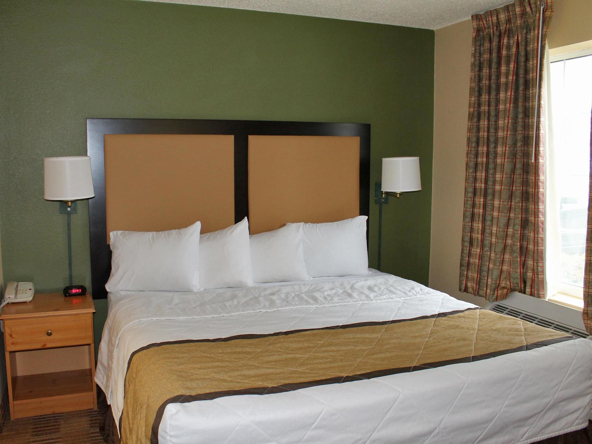 Extended Stay America Select Suites - Chicago - Naperville - East Buitenkant foto