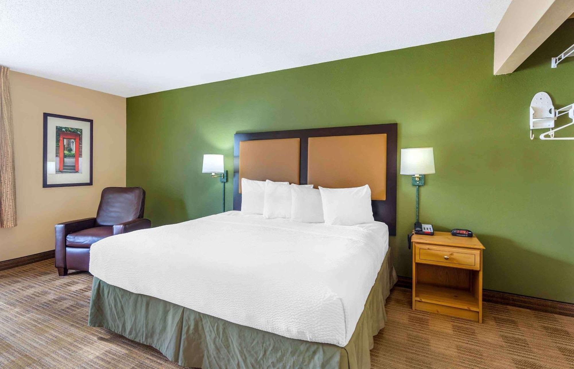 Extended Stay America Select Suites - Chicago - Naperville - East Buitenkant foto
